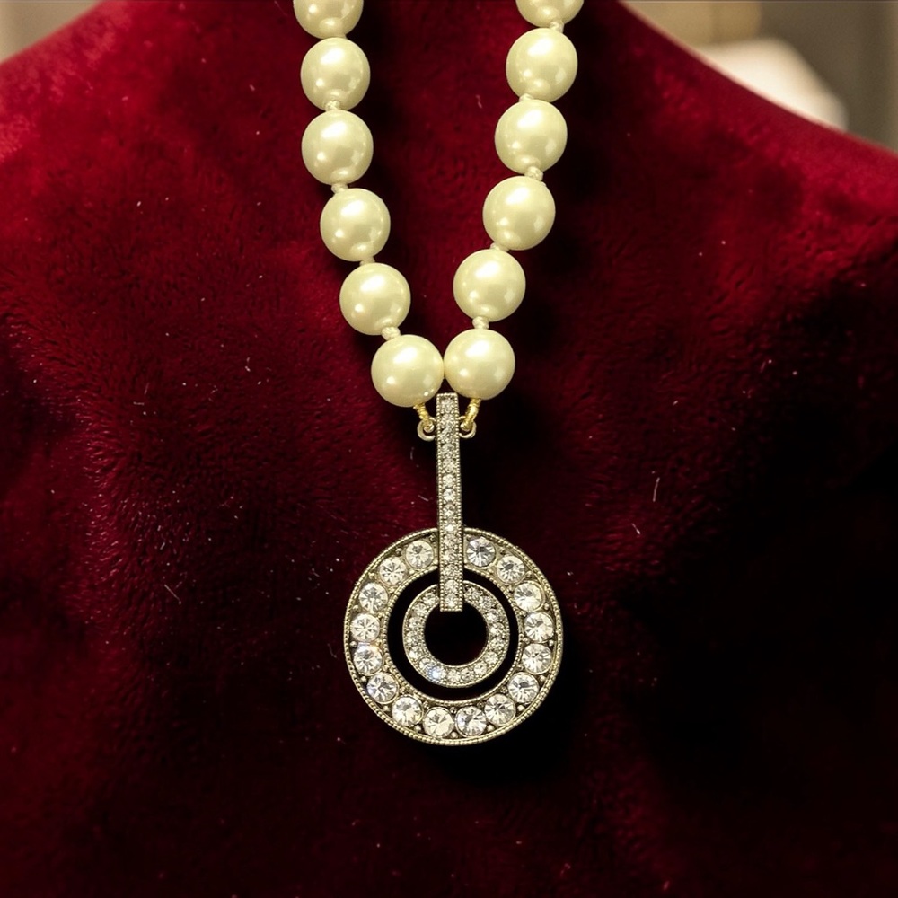 Heidi Daus Signed Infinity and Beyond Swarovski Crystal Drop with Faux Pearls